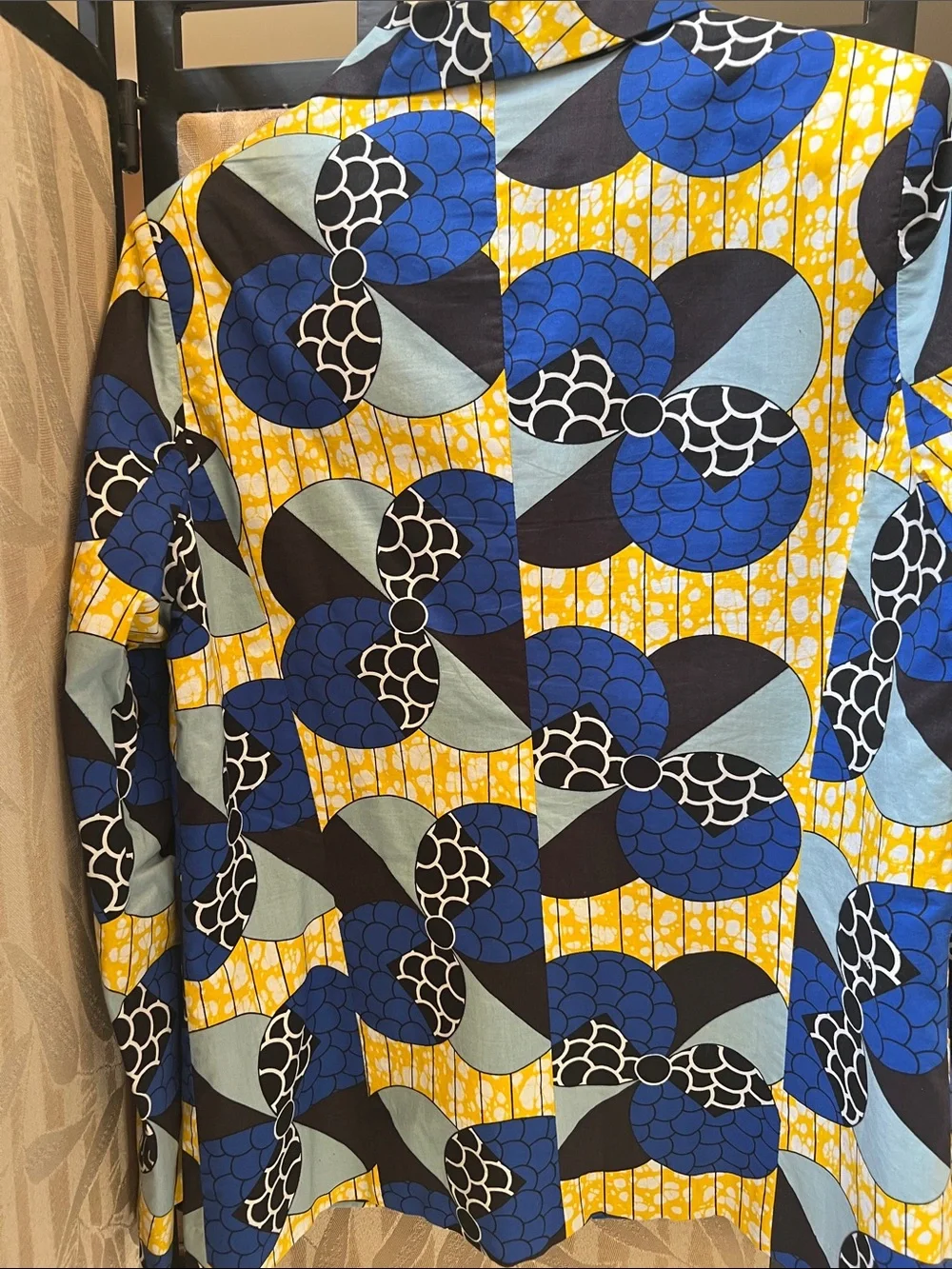 Diyanu Yellow & Blue Patterned ladies Blazer with matching wrap.